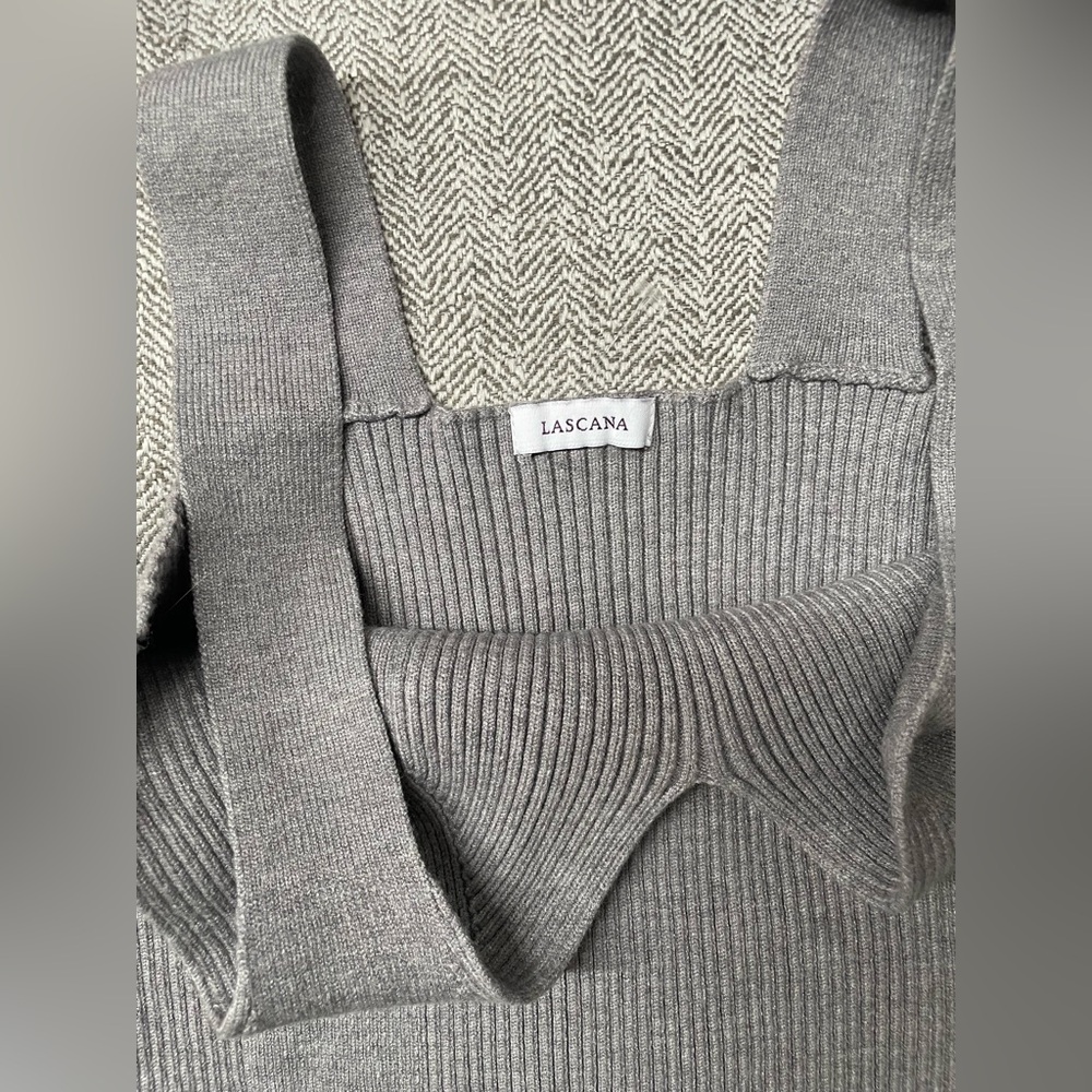 Gray Women's Ribbed Tank Top - Picture 2 of 5